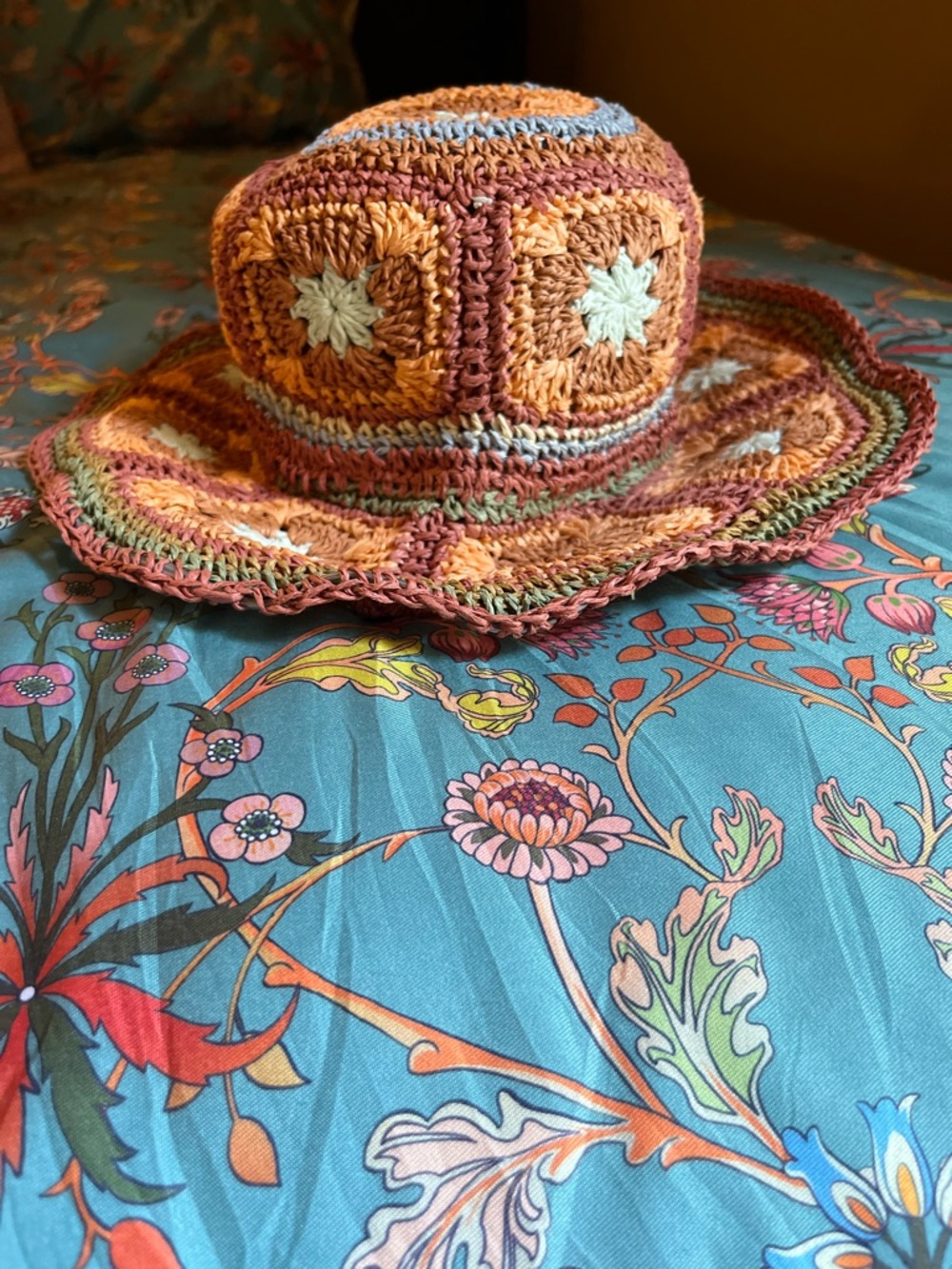 Anthropologie Crochet Sun Hat in Peach, Tan & Light Blue